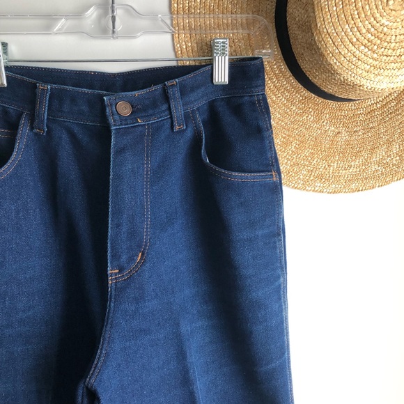 Vintage High Rise High Waisted Dark Wash Wide Bootcut Jeans - Picture 3 of 6